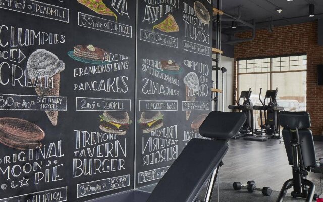 Moxy Chattanooga Downtown