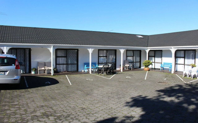 Papakura Pioneer Motor Lodge and Motel