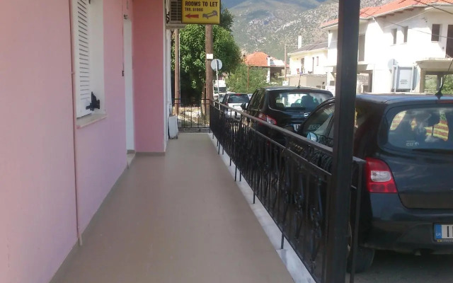 Eleni's Rooms
