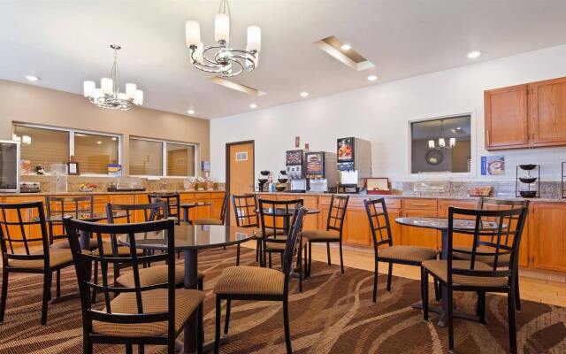 Best Western Firestone Inn & Suites