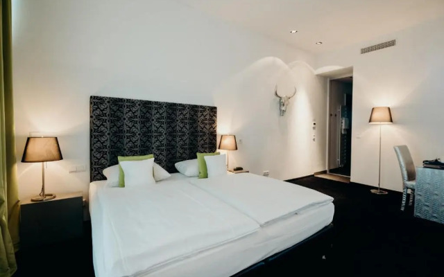 Hotel Crystal
