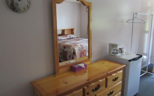 Mountain Springs Motel & RV Park