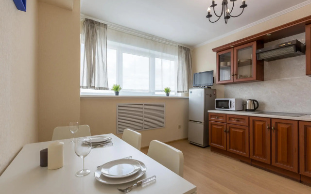 Гости любят на проезде Таможенный 12