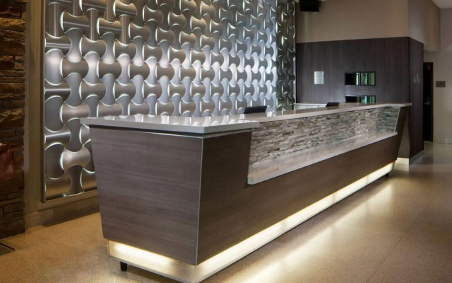 Courtyard by Marriott Miami Beach-South Beach