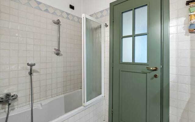 Charming Holiday Home in Iseo With Terrace