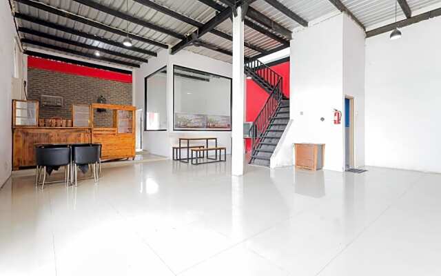 RedDoorz @ Bypass Town Square Mojokerto