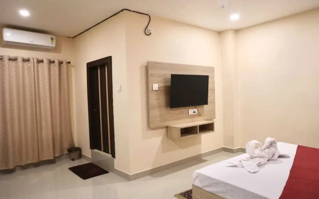 Regal Guest House by ROH
