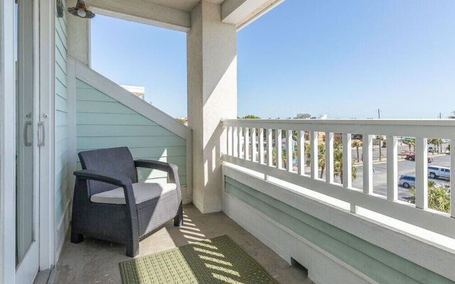 Captains Watch Condos