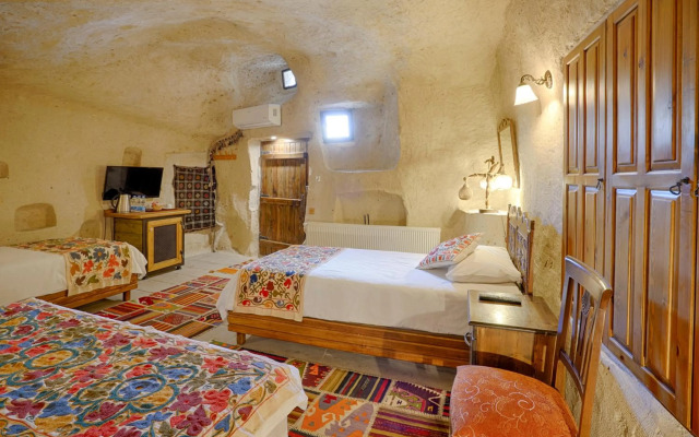 Tulip Cave Suites