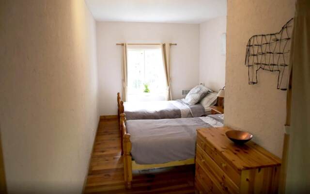 House With 4 Bedrooms in Saint-front-de-pradoux, With Shared Pool and Furnished Garden