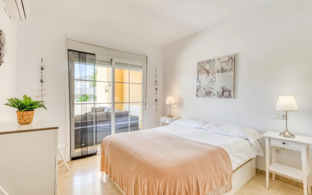 Marvellous Apartment with Great Terrace (PA 1-6)