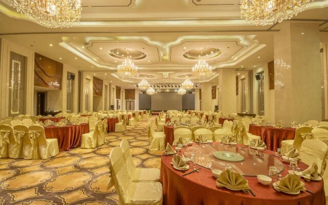 Xian Titan Senbo Hotel