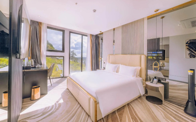 New Century Dalat Hotel