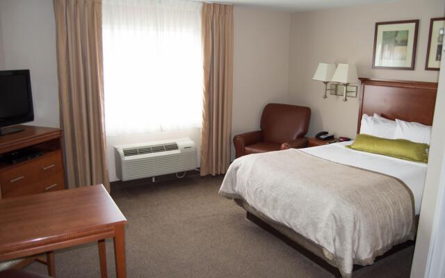 Candlewood Suites VICTORIA, an IHG Hotel