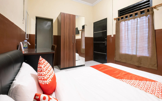 OYO 1700 Danurejan Guesthouse