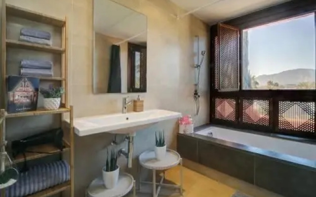 Sotoserena Tropical Flat- sleeps4