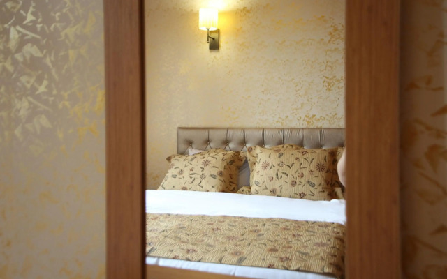 Theodian Hotel