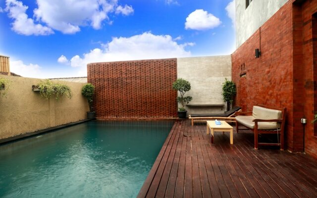 Oyo 612 Dante Guesthouse