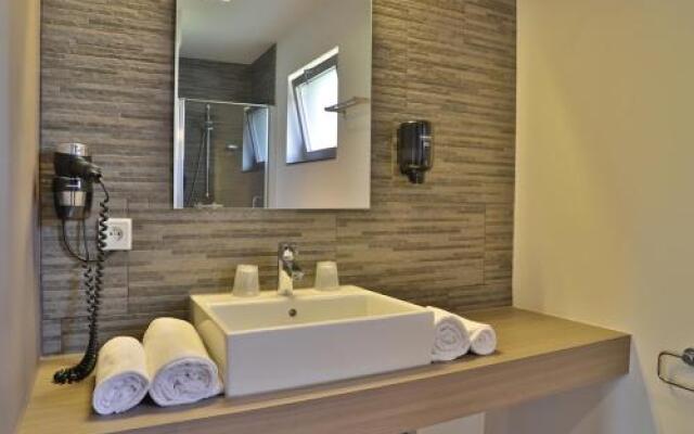 Woestyne Business & Leisure Apartments Cleythil