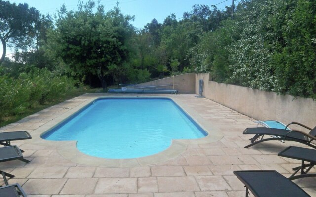 Spacious Holiday Home in Lorgues With Private Pool
