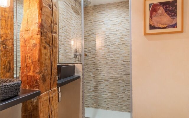 Chueca 2 Bedrooms In The Middle Of Chueca
