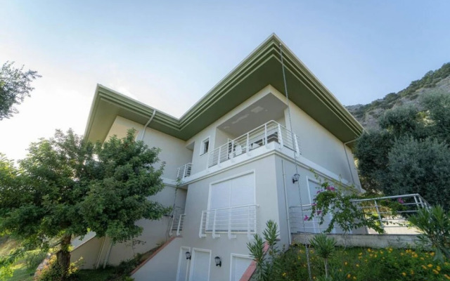 Peaceful Duplex With Splendid View in Gocek