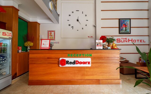 RedDoorz The Sun Hotel near Duong Quang Ham Street