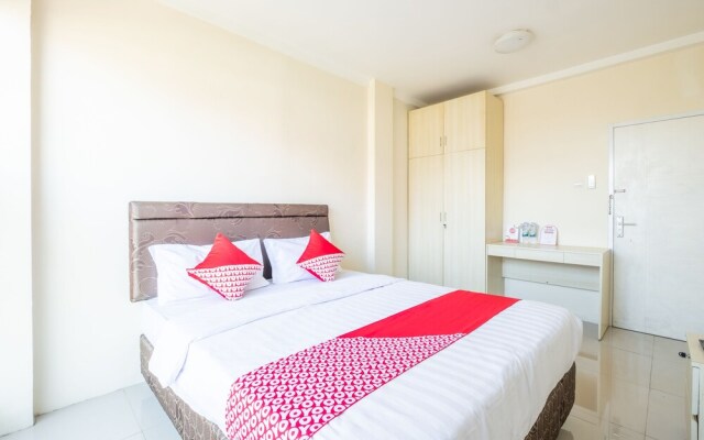 RedDoorz near Trans Studio Mall Bongo Residence
