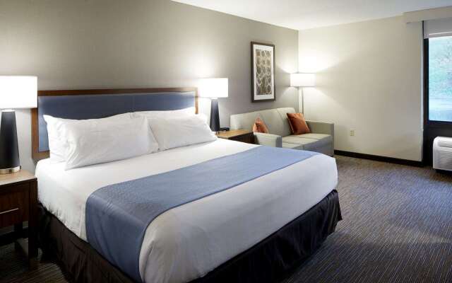 Wingate by Wyndham St. Clairsville/Wheeling