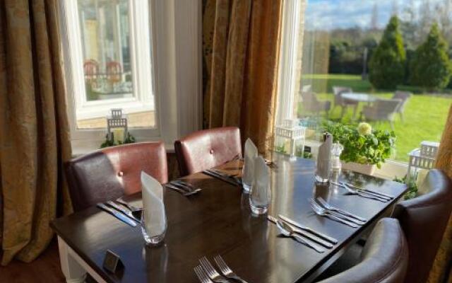 Broom Hall Country Hotel