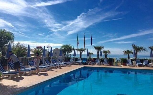 Hotel Plaza Esplanade