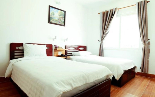 Xuan Hung Hotel