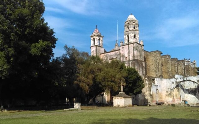 Hotel Leyenda del Tepozteco