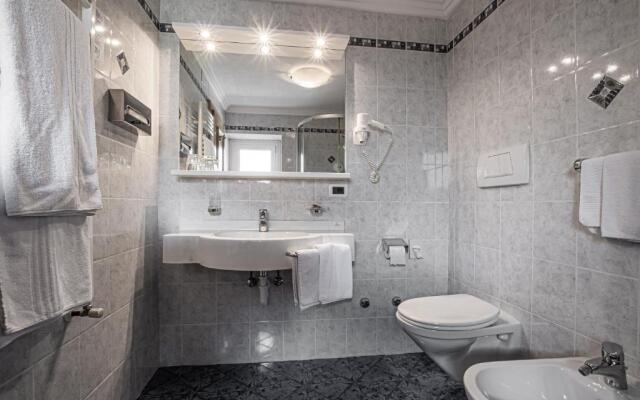 Hotel Pensione Camoscio