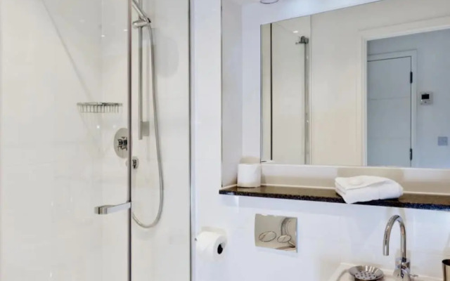 Your Space Apartments - Cambridge Place