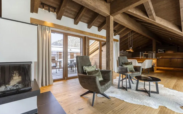 Welcoming Chalet With Balcony
