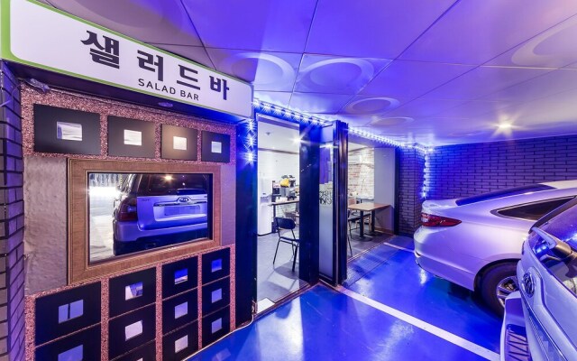 Hotel Kino