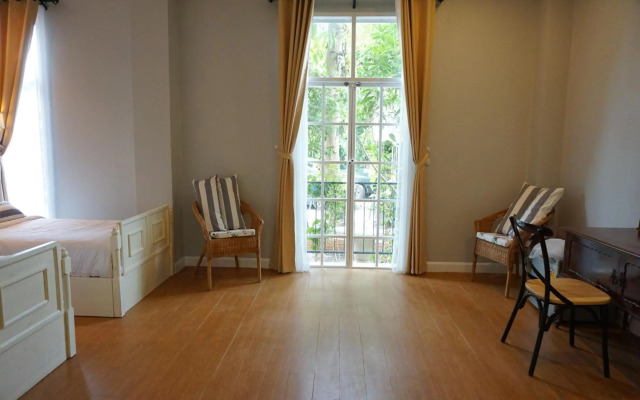 Nai Suan Bed and Breakfast