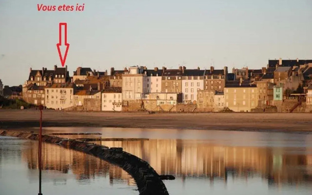 Hotel De La Mer