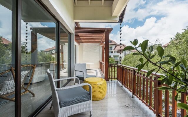 Relaxing El Portillo 2BR Apt