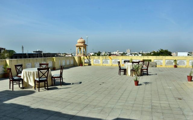 Mahal Rajwada Resort