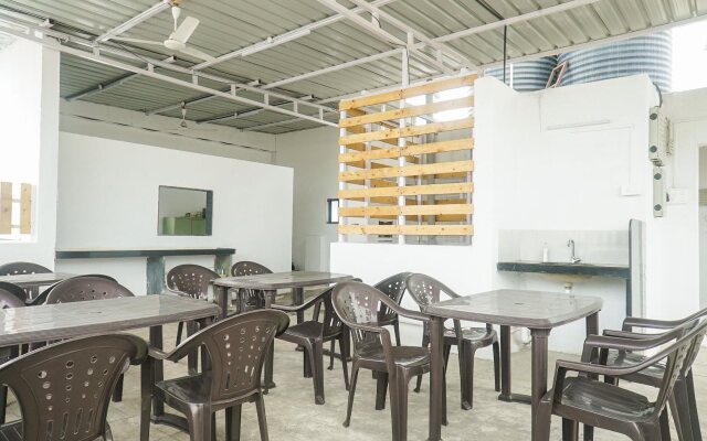 Soberdreams Service Apartment by OYO Rooms