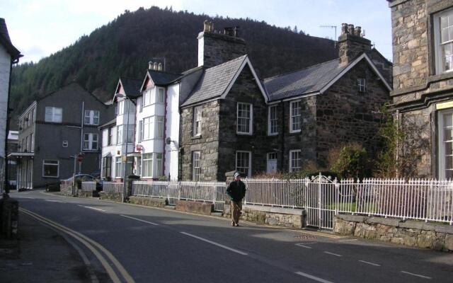 Ty Newydd B&B
