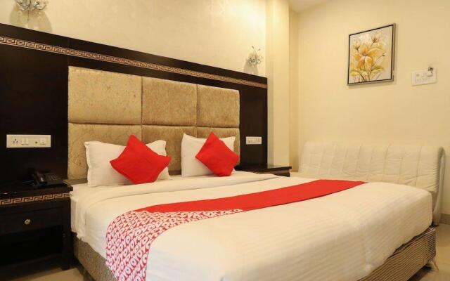 Collection O Hotel Orient Star