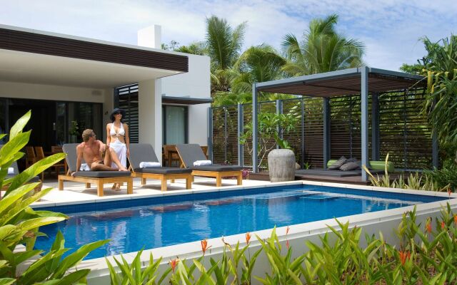 Hilton Fiji Beach Resort and Spa
