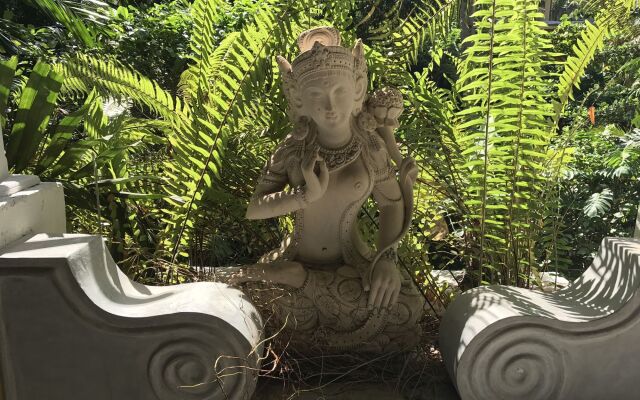 Thambapanni Retreat