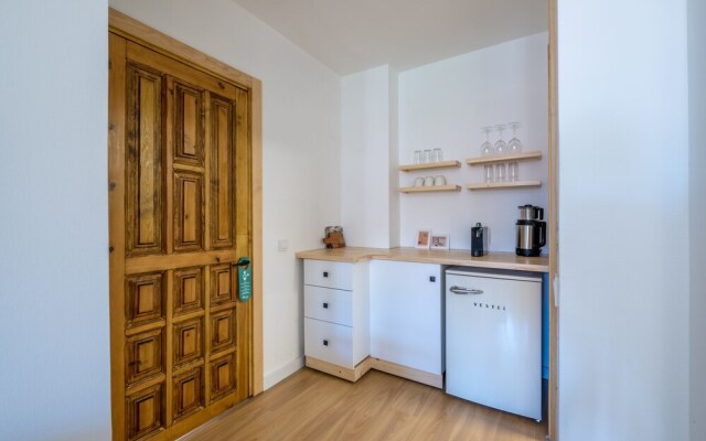 Audo Studio Hotel