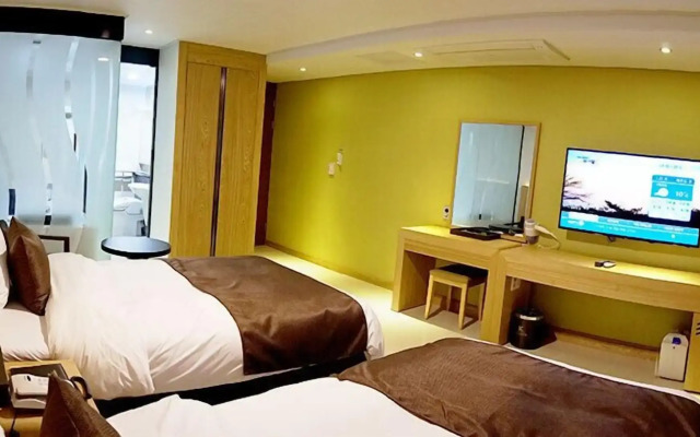 K Tourist Hotel