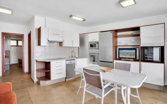 arenas negra 1-Bed Apartment SEa View