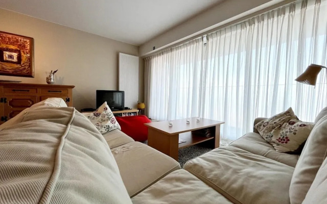 Apartment in Wenduine With Stunning Sea View